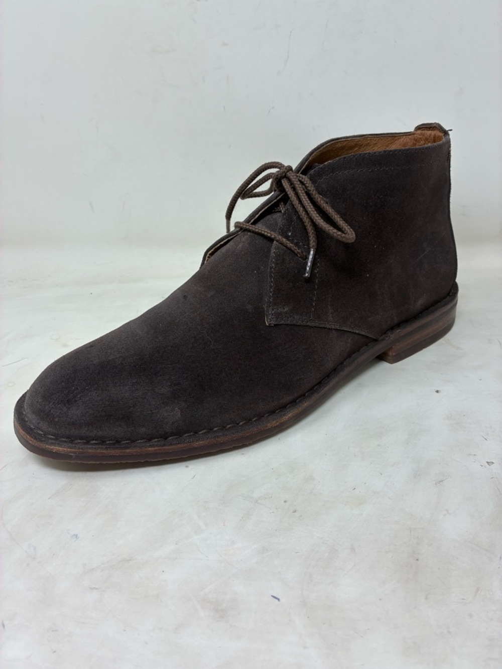 Trask Men's Brown Suede Chukka Boots - Classic Lace-Up Desert Boot